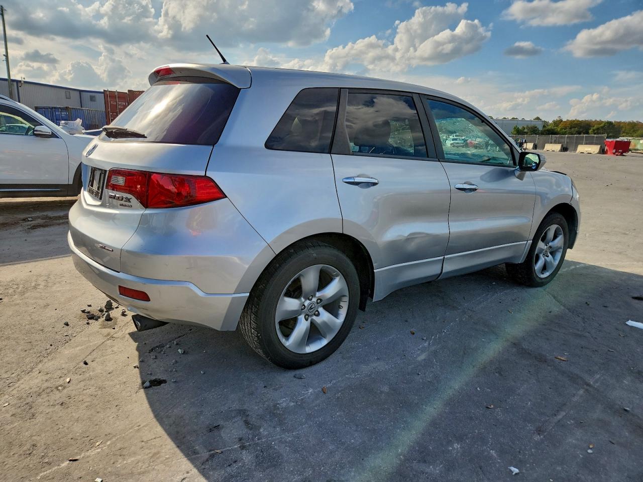 Фото: 5J8TB18527A012461