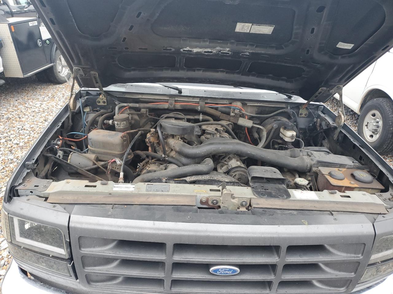 1992 Ford F350 VIN: 2FTJW35H6NCA62151 Lot: 90880365