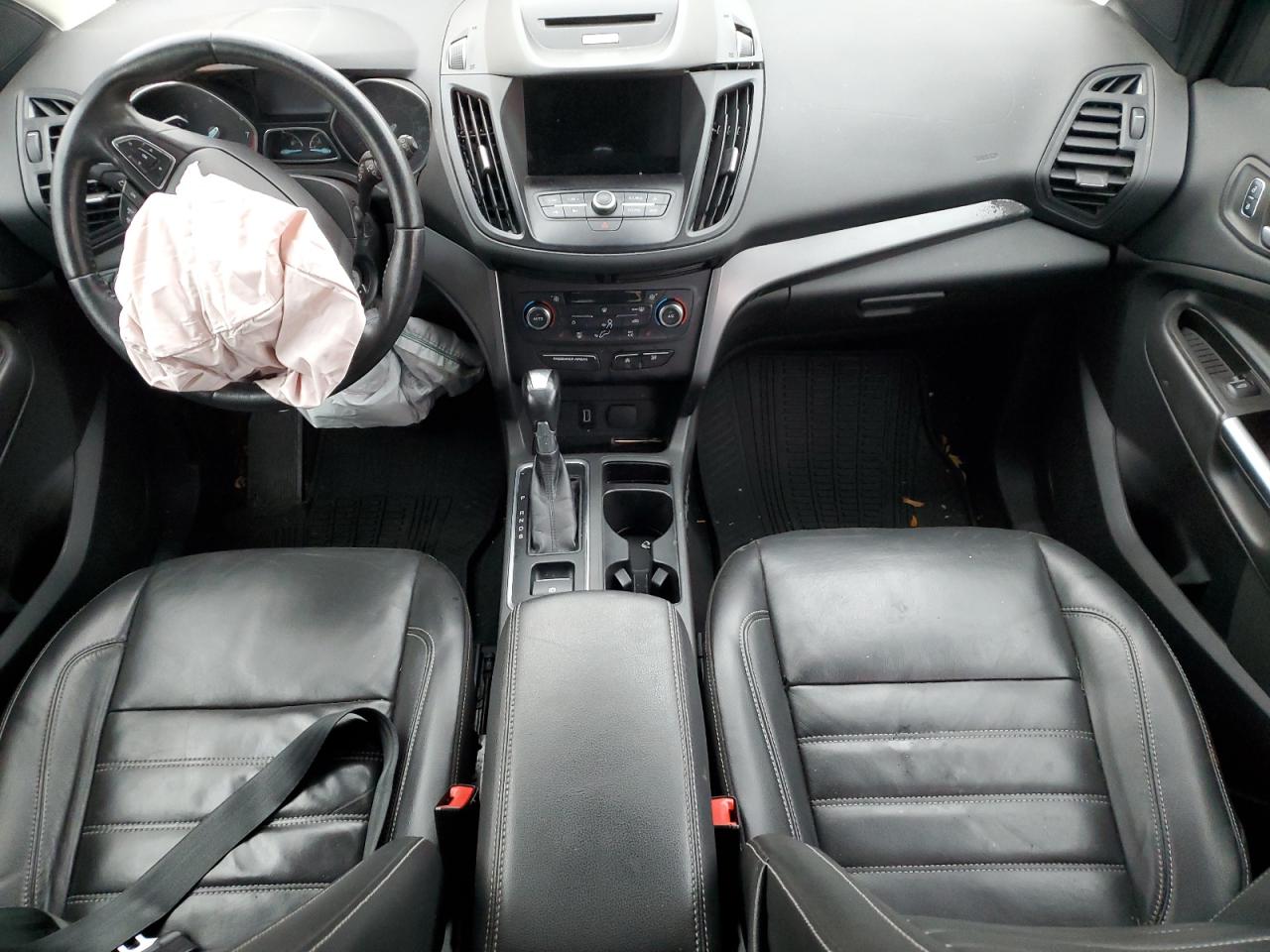 2017 Ford Escape Se VIN: 1FMCU9G91HUE06637 Lot: 93371215