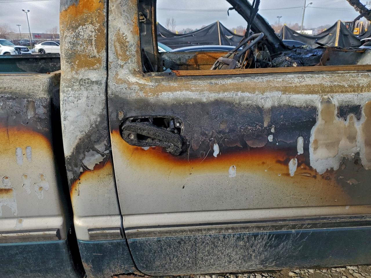 1995 Dodge Ram 2500 VIN: 1B7JF26Z4SS284308 Lot: 93468465