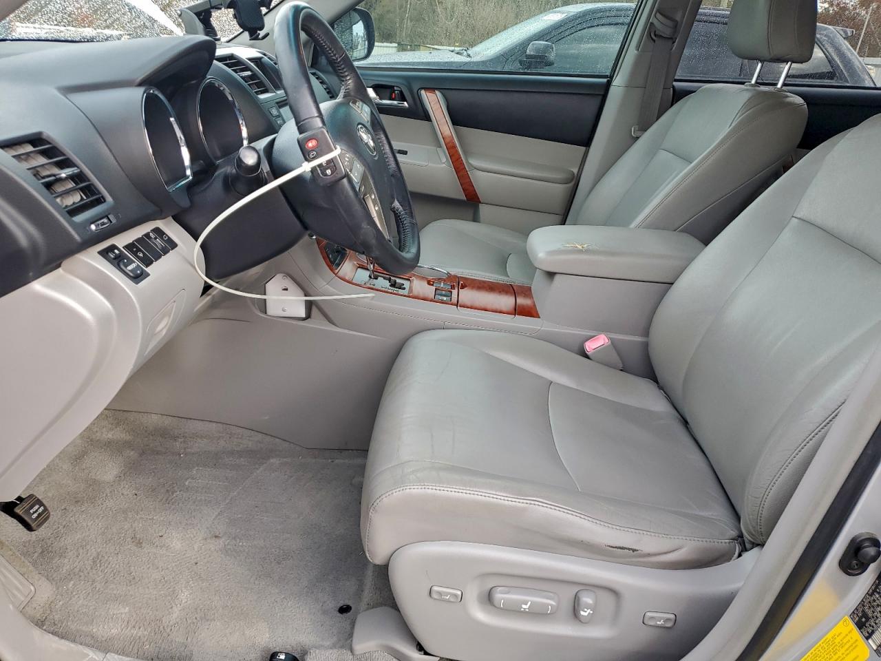 2008 Toyota Highlander Limited VIN: JTEES42A582074247 Lot: 93922555