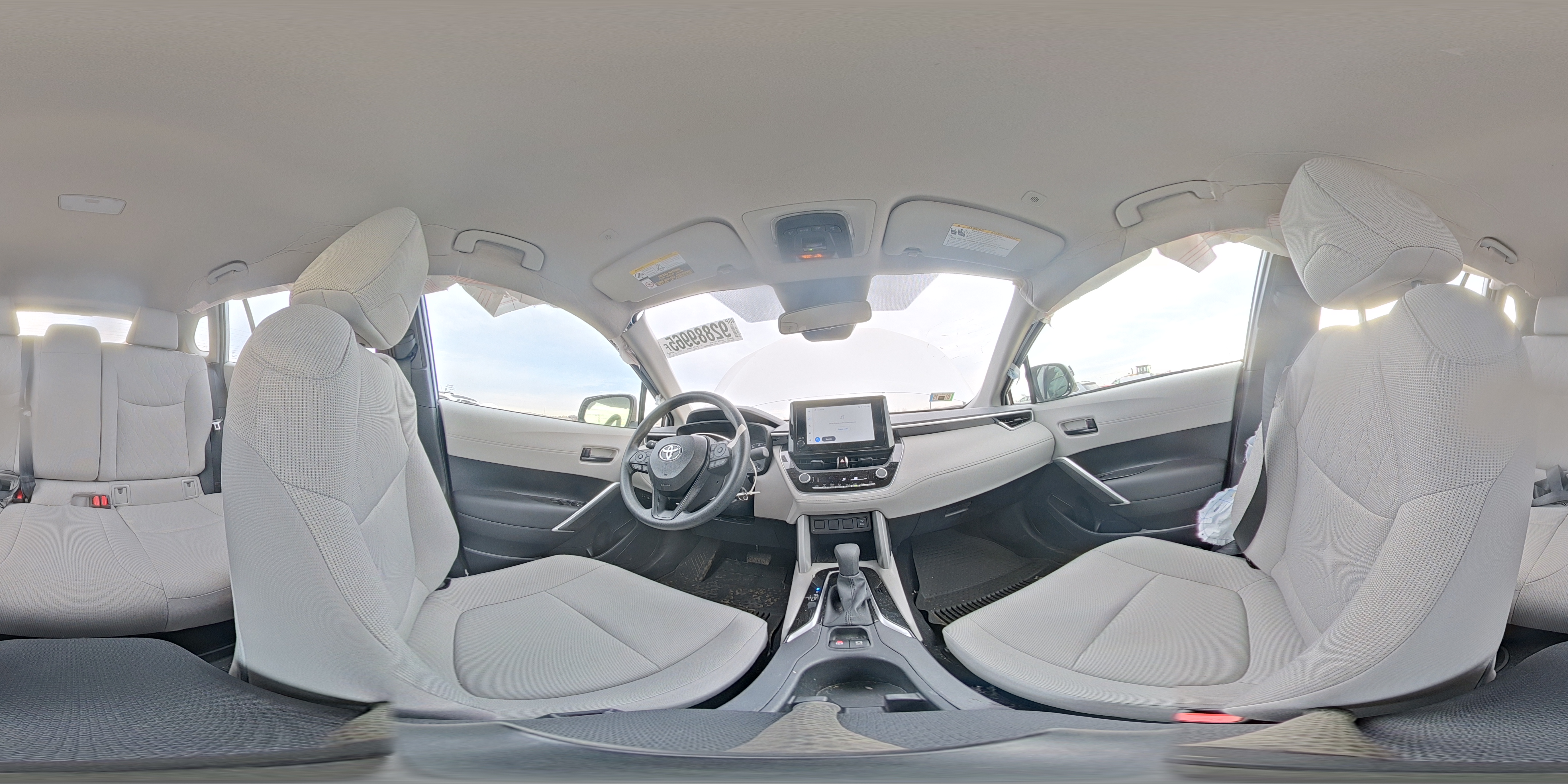 2025 Toyota Corolla Cross L VIN: 7MUAAABG5SV142884 Lot: 92889965