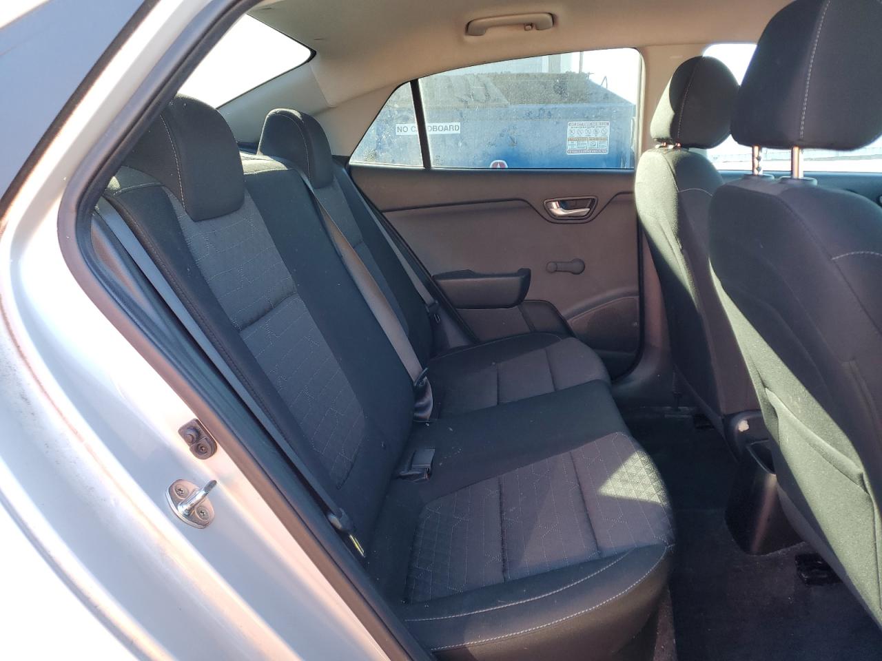 2018 Kia Rio Lx VIN: 3KPA24AB2JE058805 Lot: 90841435