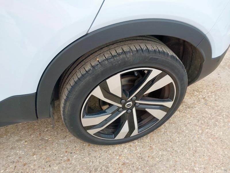 2024 VOLVO XC40 2.0 B3P ULTIMATE DARK 5DR AUTO