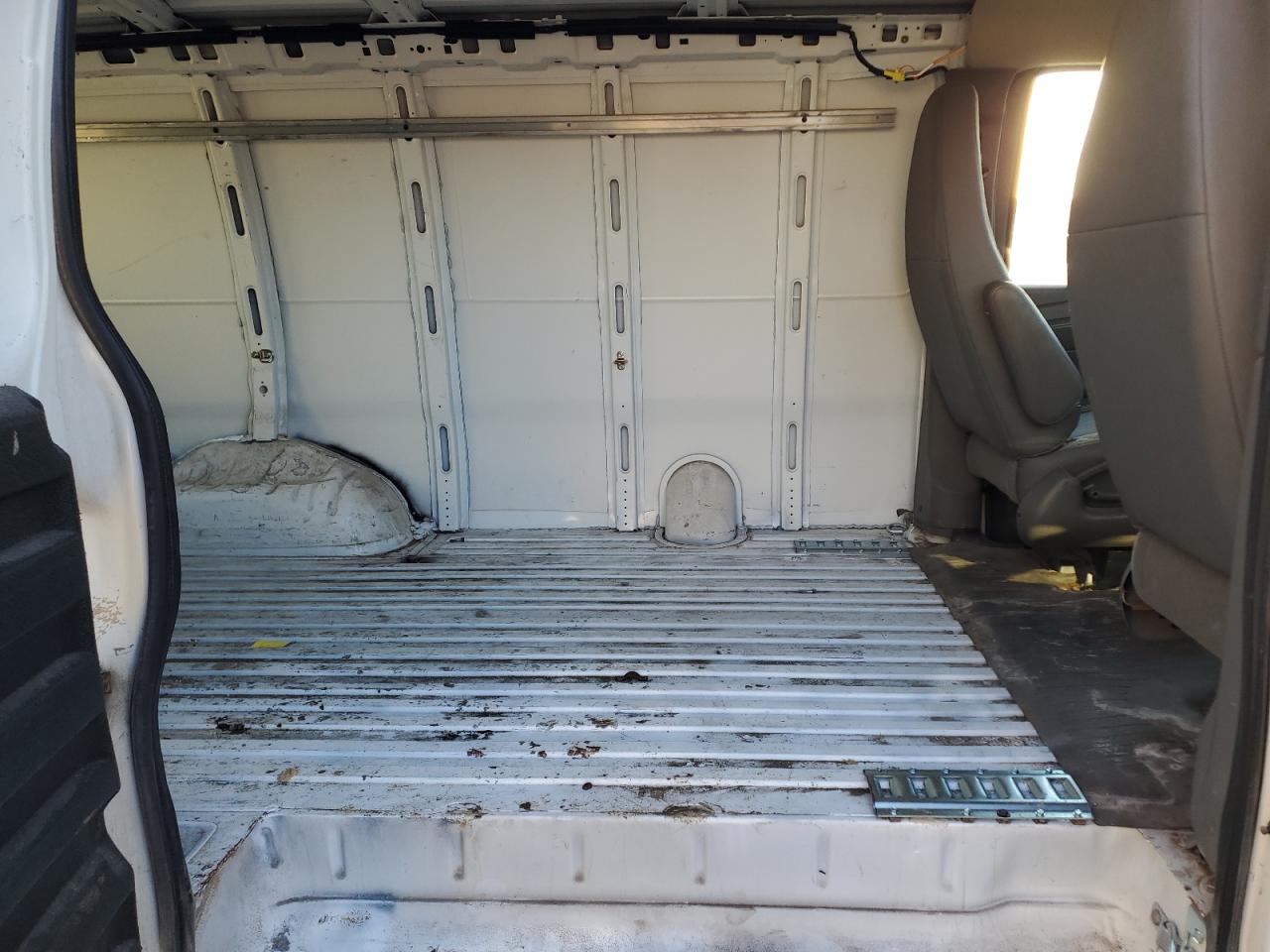 2012 Chevrolet Express 1500 Delivery Van VIN: 1GCSHAF44C1141606 Lot: 85436325