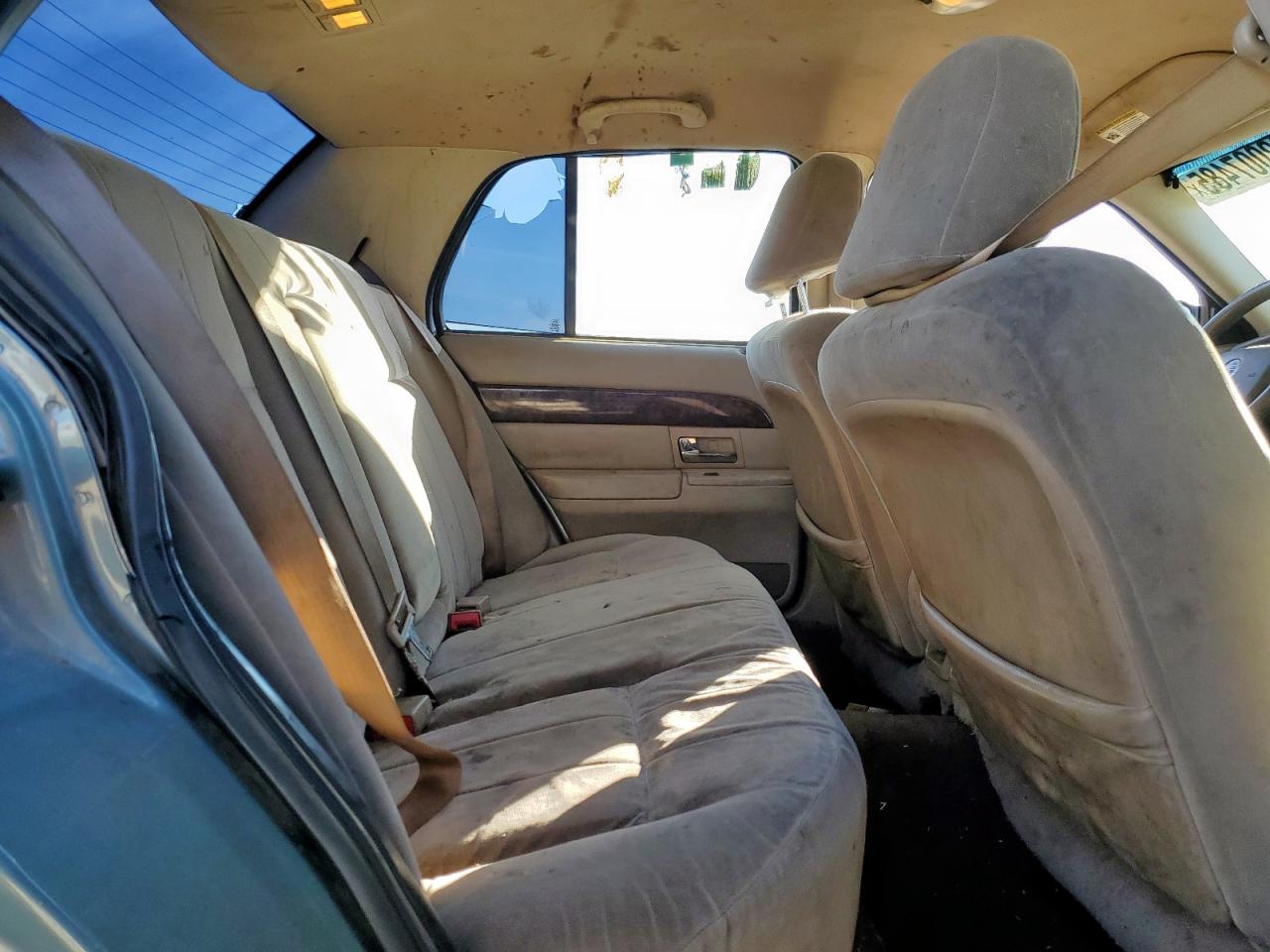 2005 Mercury Grand Marquis Gs VIN: 2MEFM74W95X641726 Lot: 92007485