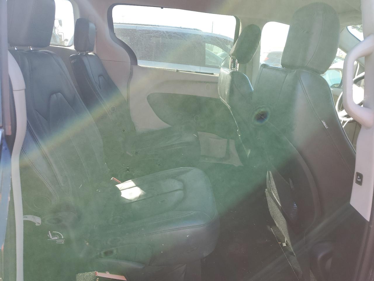 2017 Chrysler Pacifica Touring L VIN: 2C4RC1BG3HR623144 Lot: 91675865