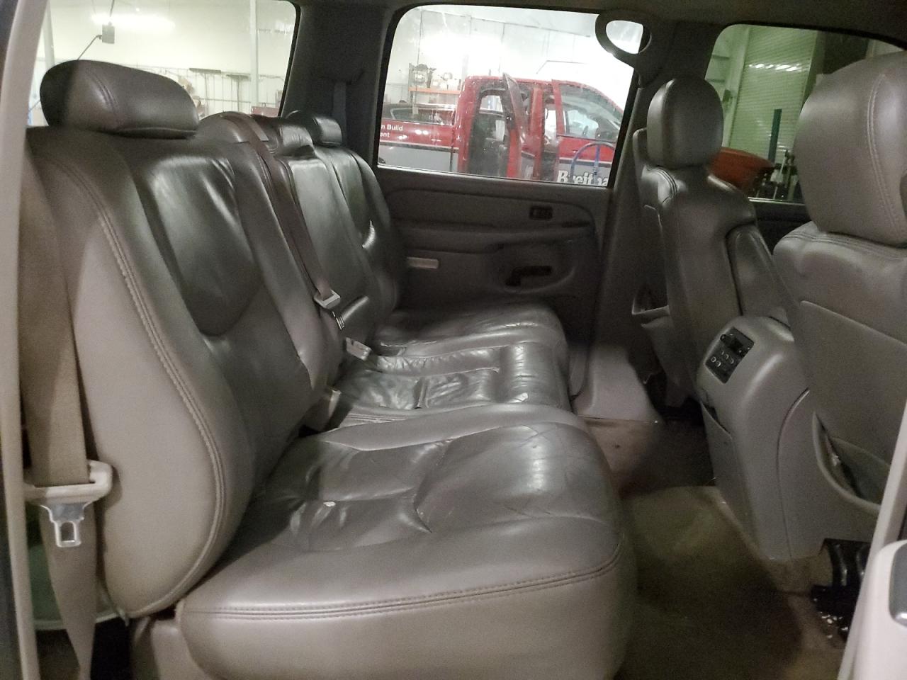 2005 GMC Yukon Xl K1500 VIN: 1GKFK16Z55J142043 Lot: 92906775