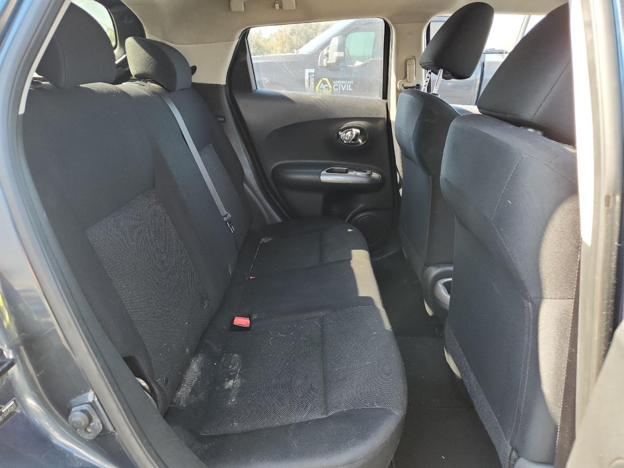 2011 Nissan Juke S VIN: JN8AF5MR5BT004267 Lot: 93635265