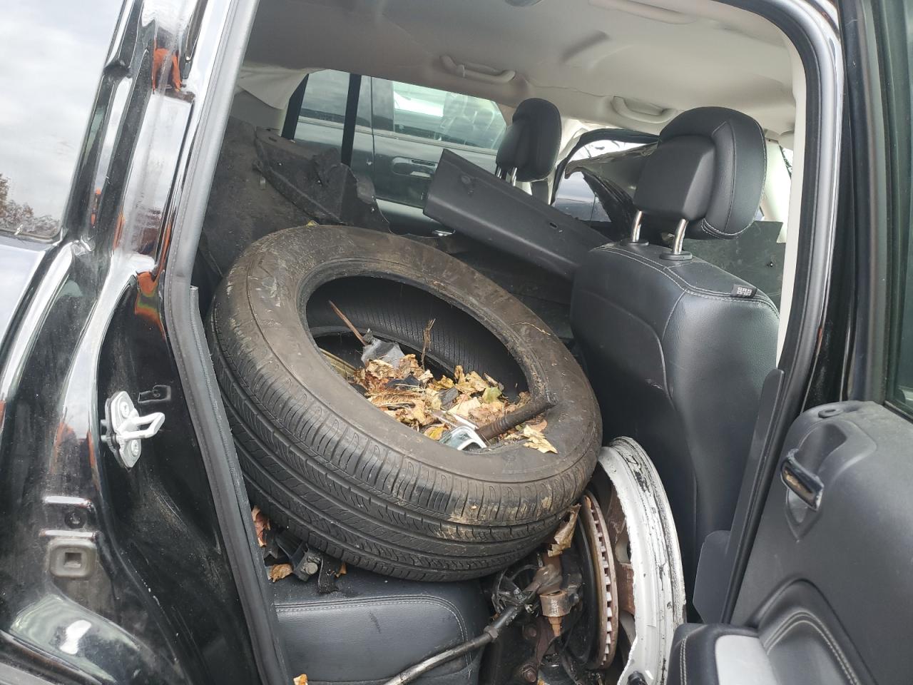 2016 Jeep Compass Latitude VIN: 1C4NJDEB2GD758834 Lot: 91319845