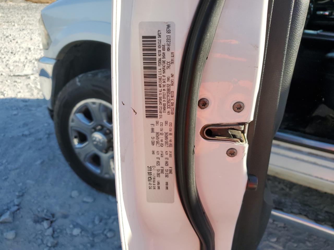 2015 Ram 2500 Longhorn VIN: 3C6TR5GT7FG588152 Lot: 93218195