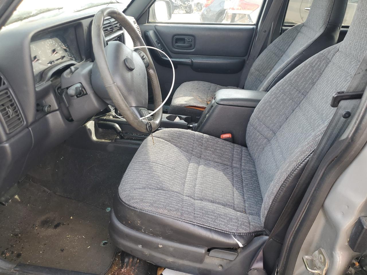 2000 Jeep Cherokee Sport VIN: 1J4FF48S5YL227601 Lot: 91356065