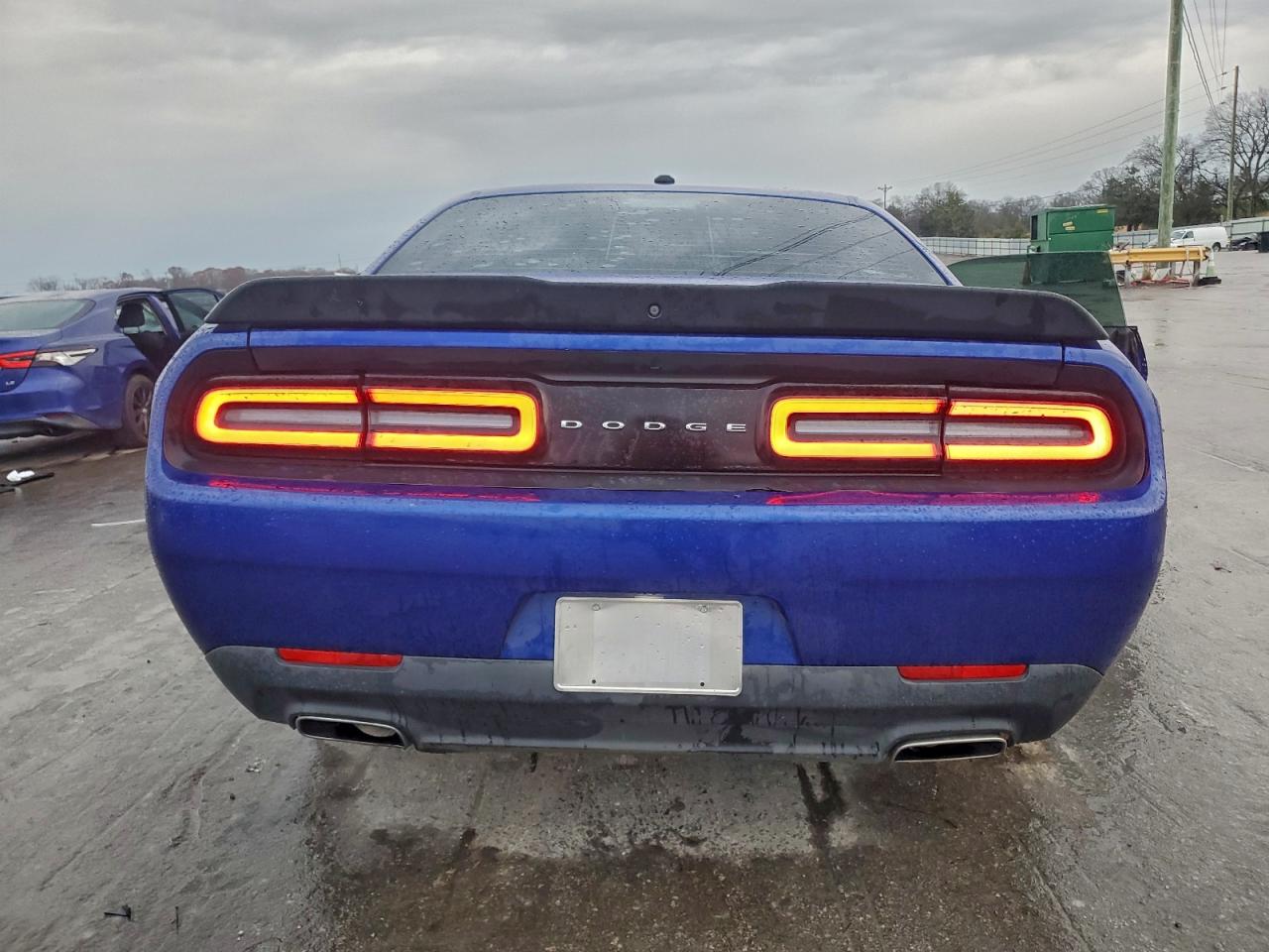 2018 Dodge Challenger Sxt VIN: 2C3CDZAG5JH215134 Lot: 94088745