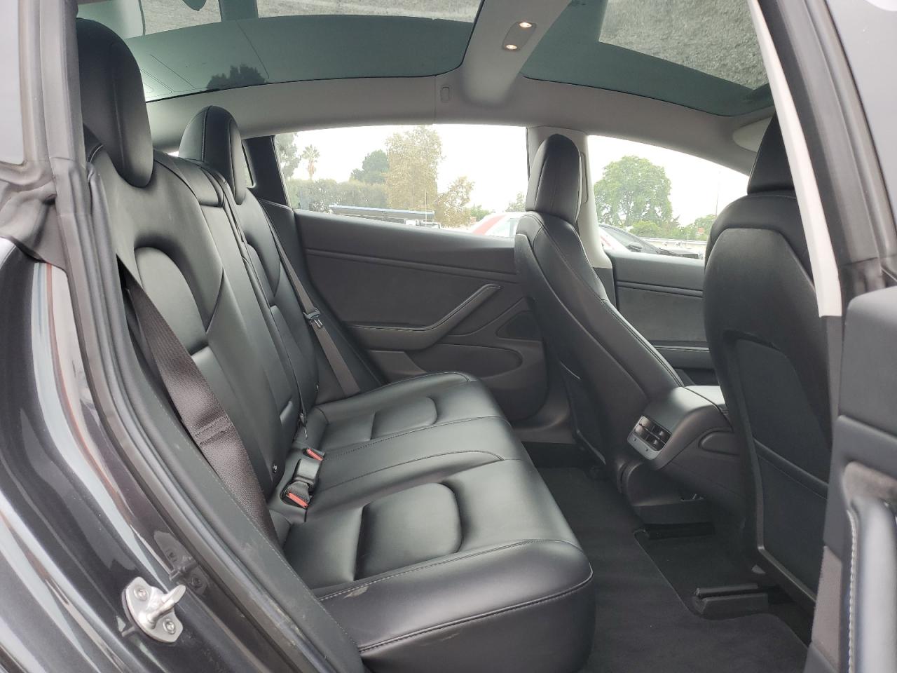 2018 Tesla Model 3 VIN: 5YJ3E1EB0JF069109 Lot: 91597265