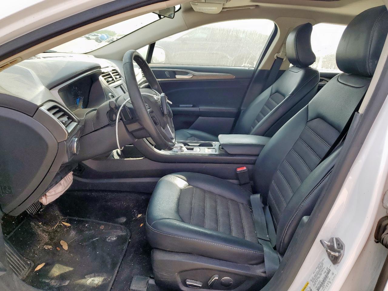 2017 Ford Fusion Se VIN: 3FA6P0HD3HR252033 Lot: 93382455