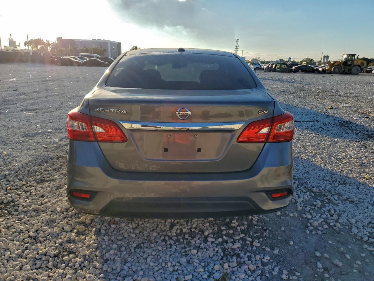 2018 Nissan Sentra S VIN: 3N1AB7AP3JL621663 Lot: 94067915