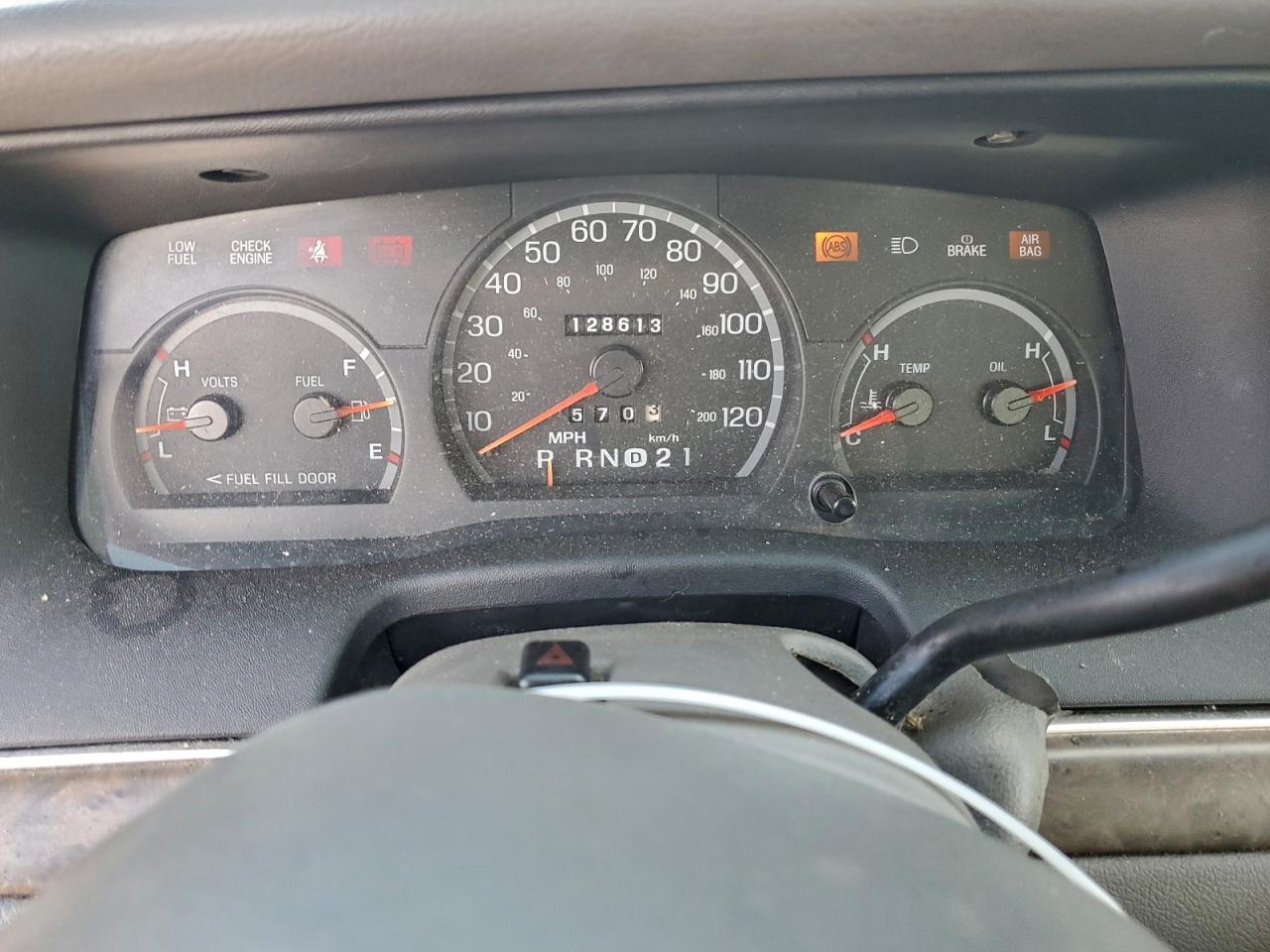 1999 Ford Crown Victoria Lx VIN: 2FAFP74W1XX197663 Lot: 93975055