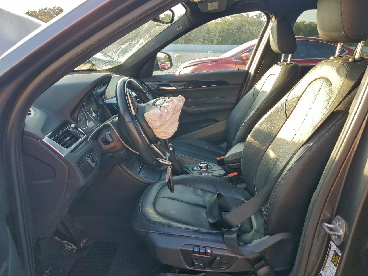 2018 BMW X1 Sdrive28I VIN: WBXHU7C37J5H43738 Lot: 93856305