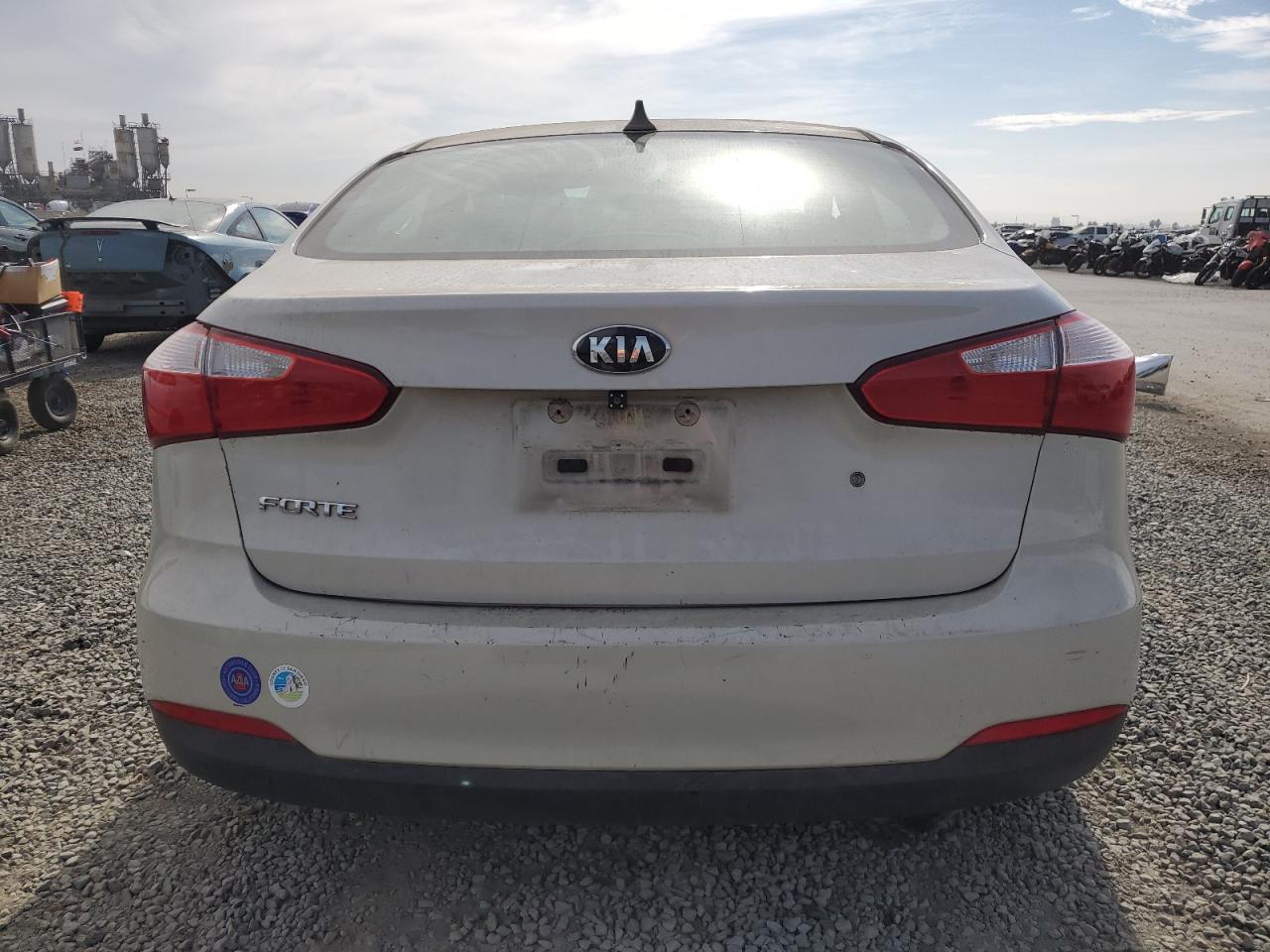 2015 Kia Forte Lx VIN: KNAFK4A65F5307610 Lot: 92724055