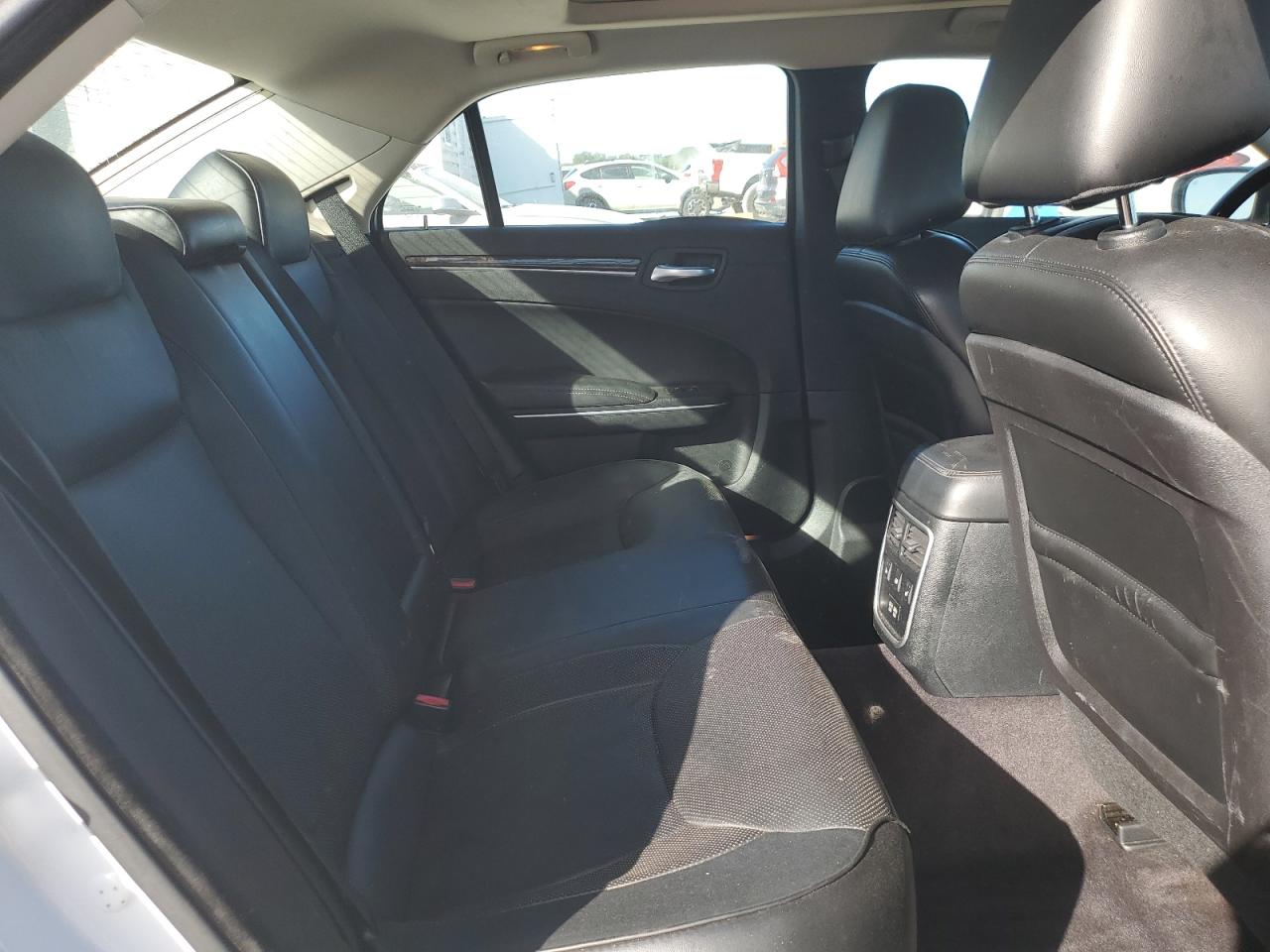 2017 Chrysler 300C VIN: 2C3CCAEG1HH552022 Lot: 92253145