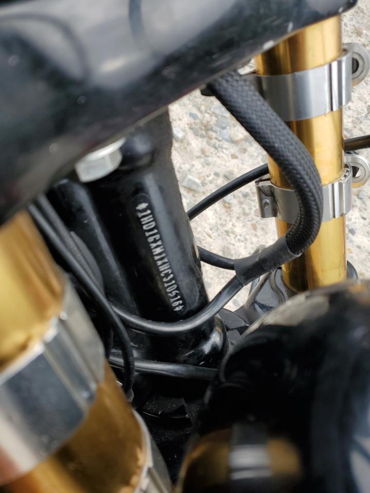 2017 Harley-Davidson Fxdb Dyna Street Bob VIN: 1HD1GXM1XHC310516 Lot: 90801755