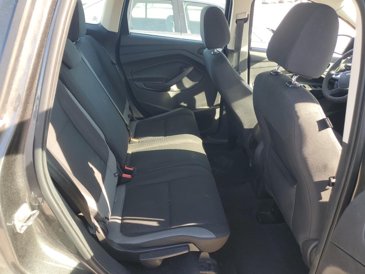 2015 Ford Escape S VIN: 1FMCU0F76FUA36746 Lot: 92281615