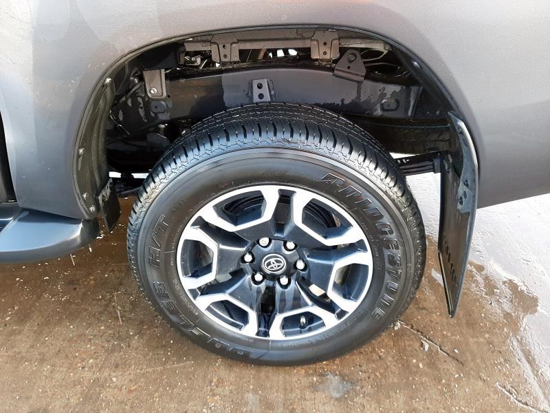 2025 TOYOTA HILUX INVINCIBLE D-4D 4WD 