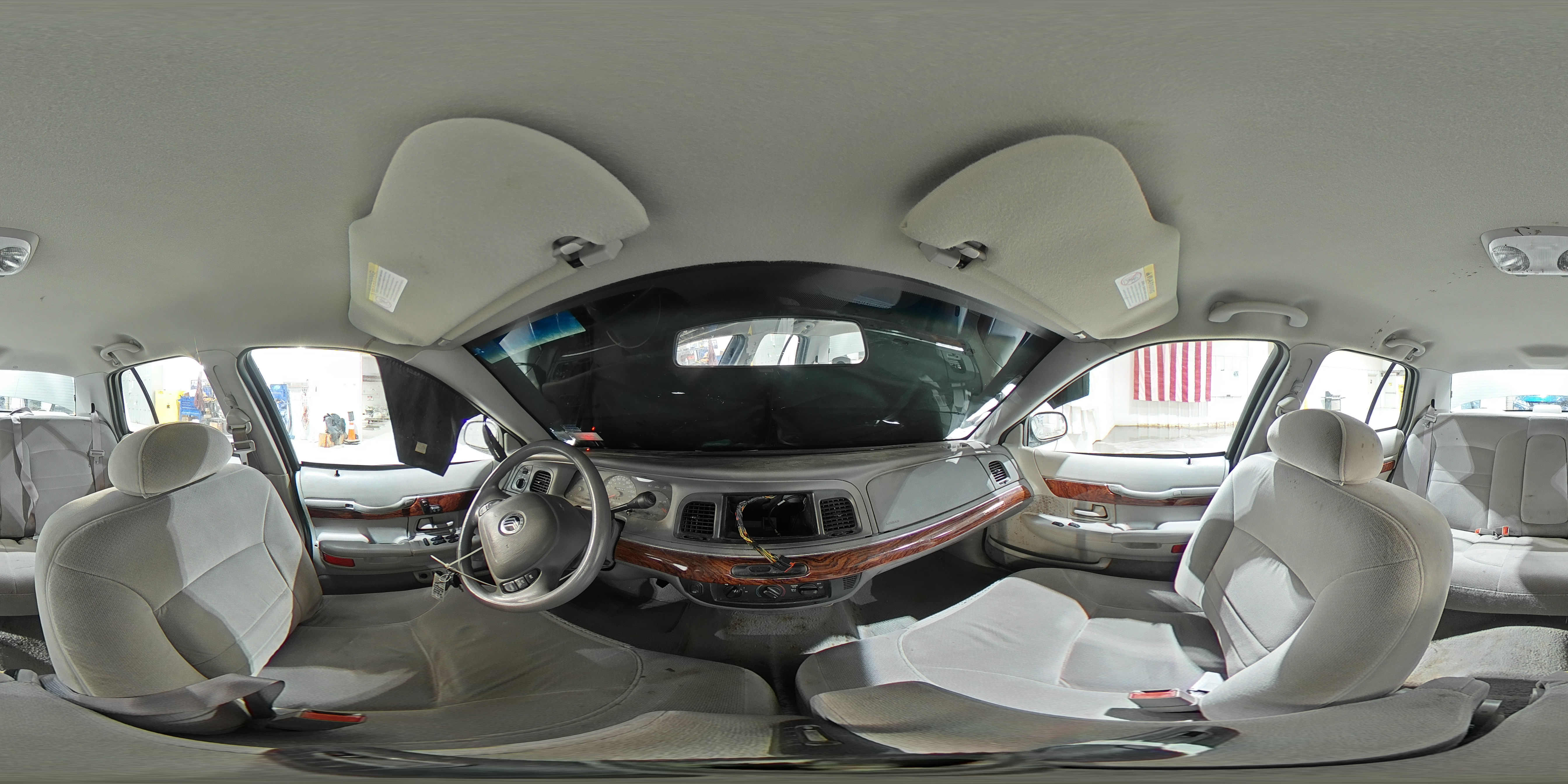 2002 Mercury Grand Marquis Gs VIN: 2MEFM74W12X649119 Lot: 92236865