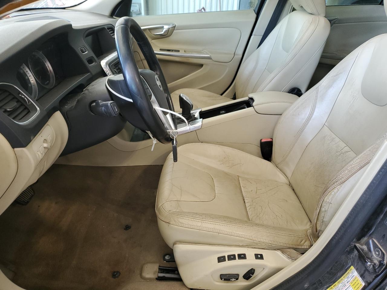 2013 Volvo S60 T5 VIN: YV1612FH5D2188485 Lot: 90111435