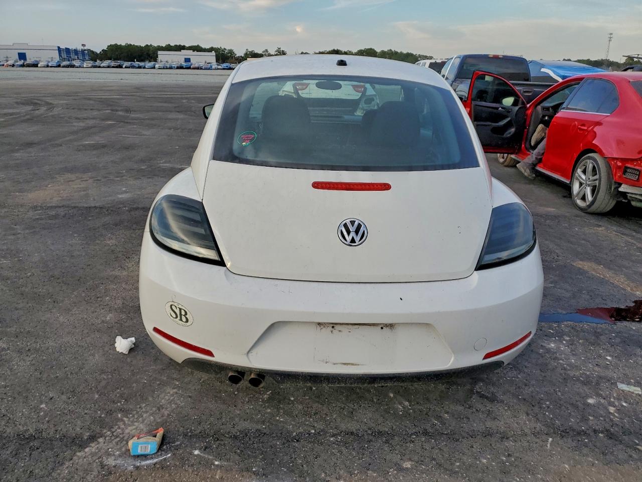 2012 Volkswagen Beetle VIN: 3VWFP7AT3CM615602 Lot: 93247555