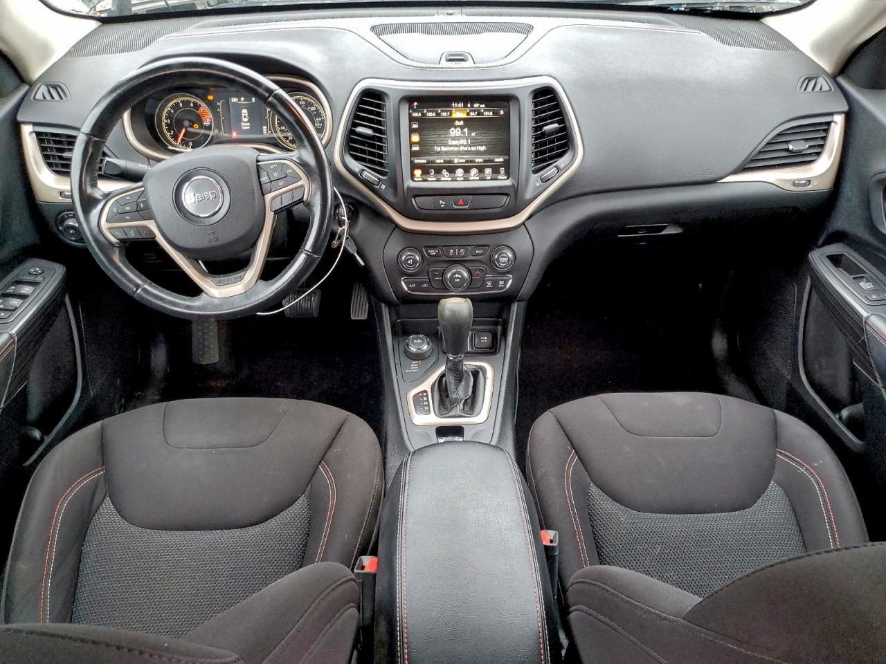 2017 Jeep Cherokee Latitude VIN: 1C4PJMCS4HW550911 Lot: 94474225