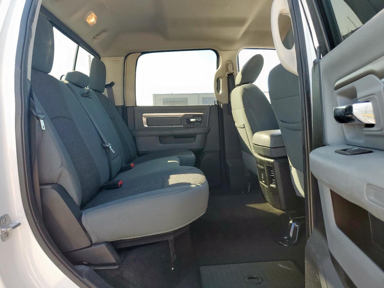 2015 Ram 1500 Slt VIN: 1C6RR7LM5FS603664 Lot: 92930245