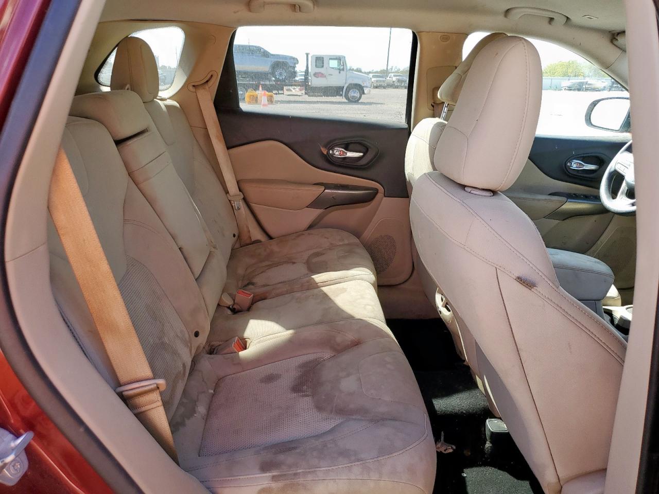 2019 Jeep Cherokee Latitude VIN: 1C4PJLCB3KD297125 Lot: 90645455