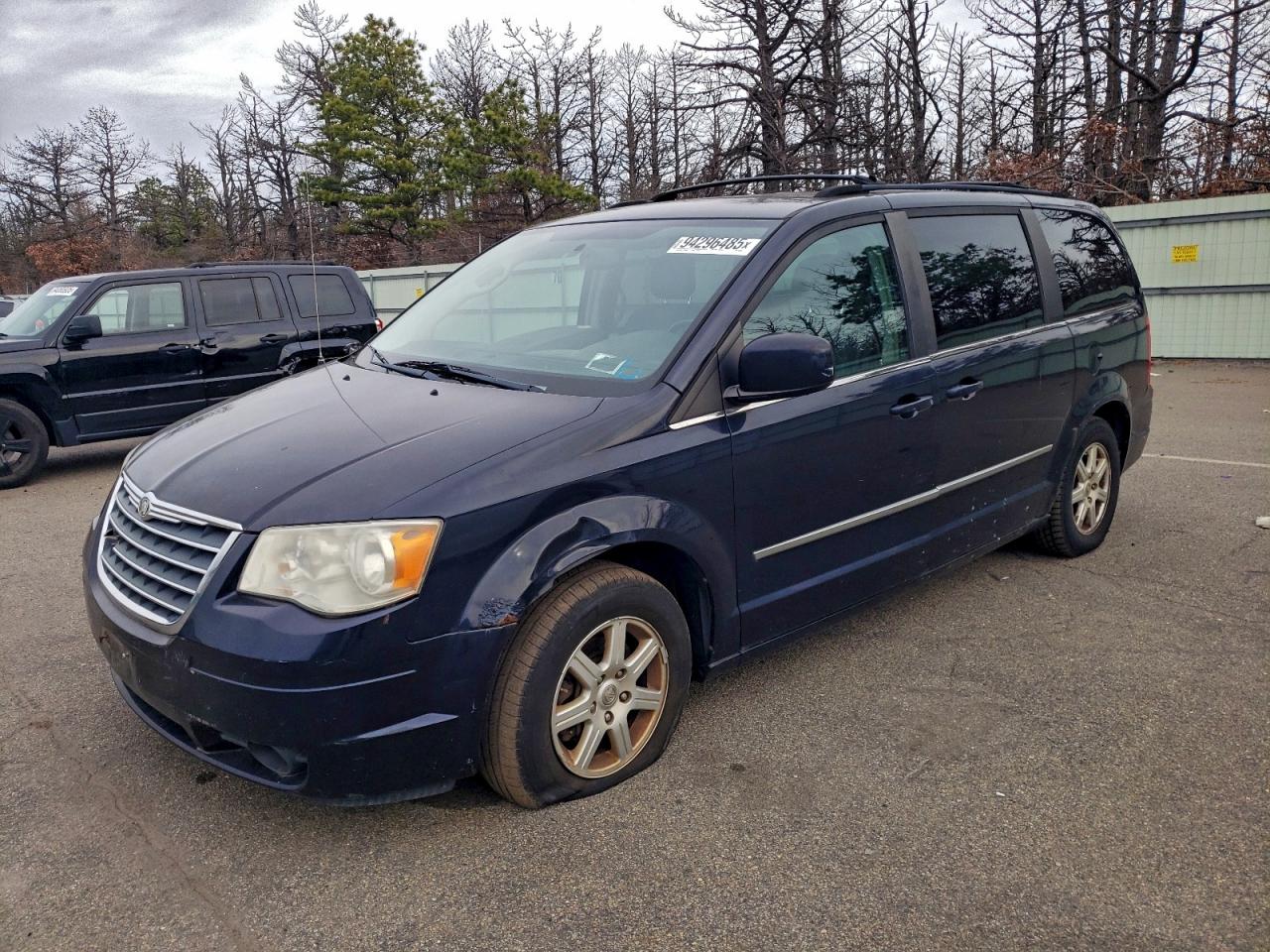 2011 Chrysler Town & Country Touring Plus VIN: 2A4RR8D16AR423939 Lot: 94296485