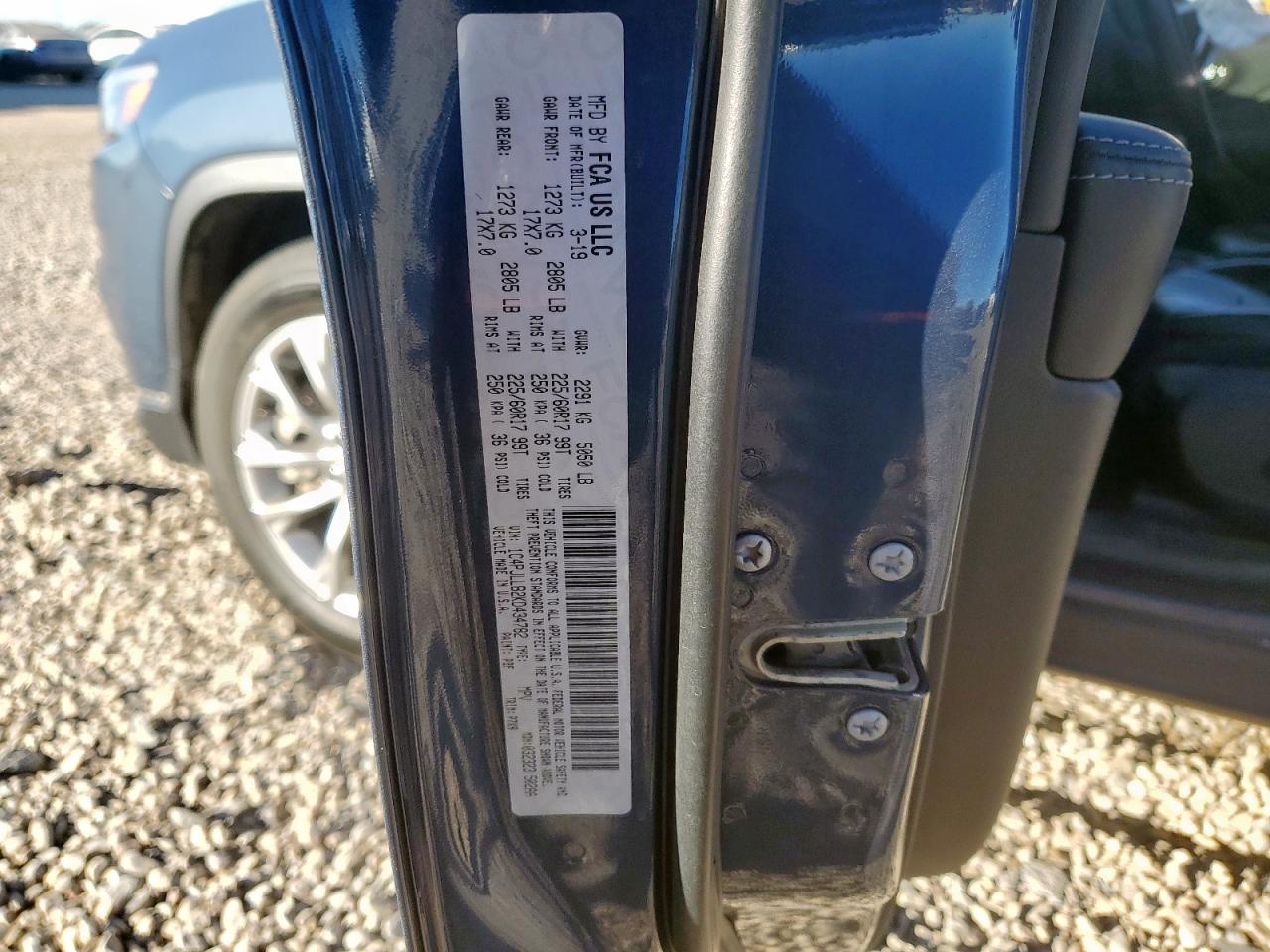 2019 Jeep Cherokee Latitude Plus VIN: 1C4PJLLB2KD434782 Lot: 92348535