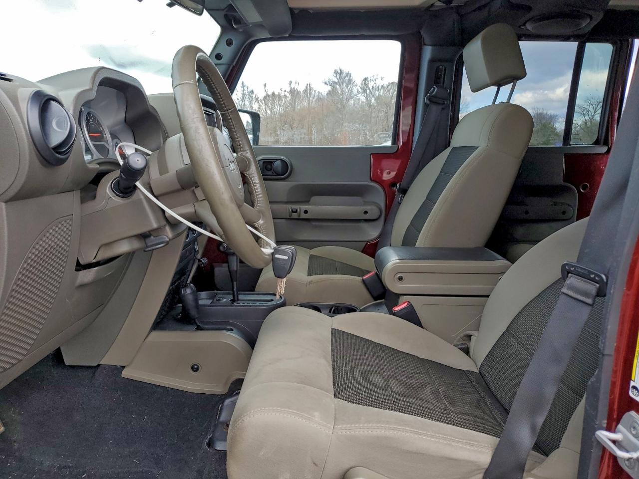 2010 Jeep Wrangler Unlimited Sport VIN: 1J4BA3H16AL204798 Lot: 93686845