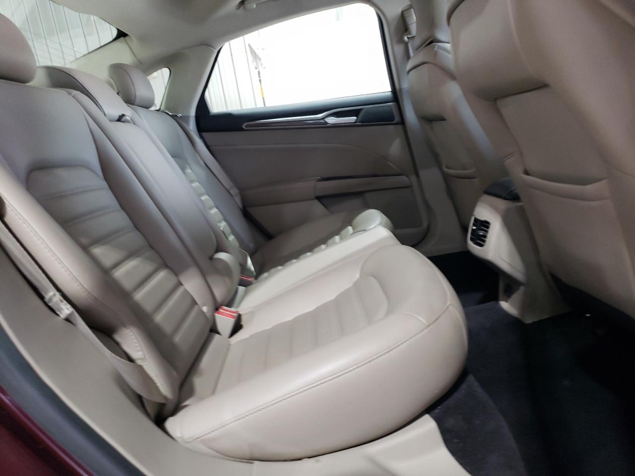 2017 Ford Fusion Se VIN: 3FA6P0T92HR321295 Lot: 92846805