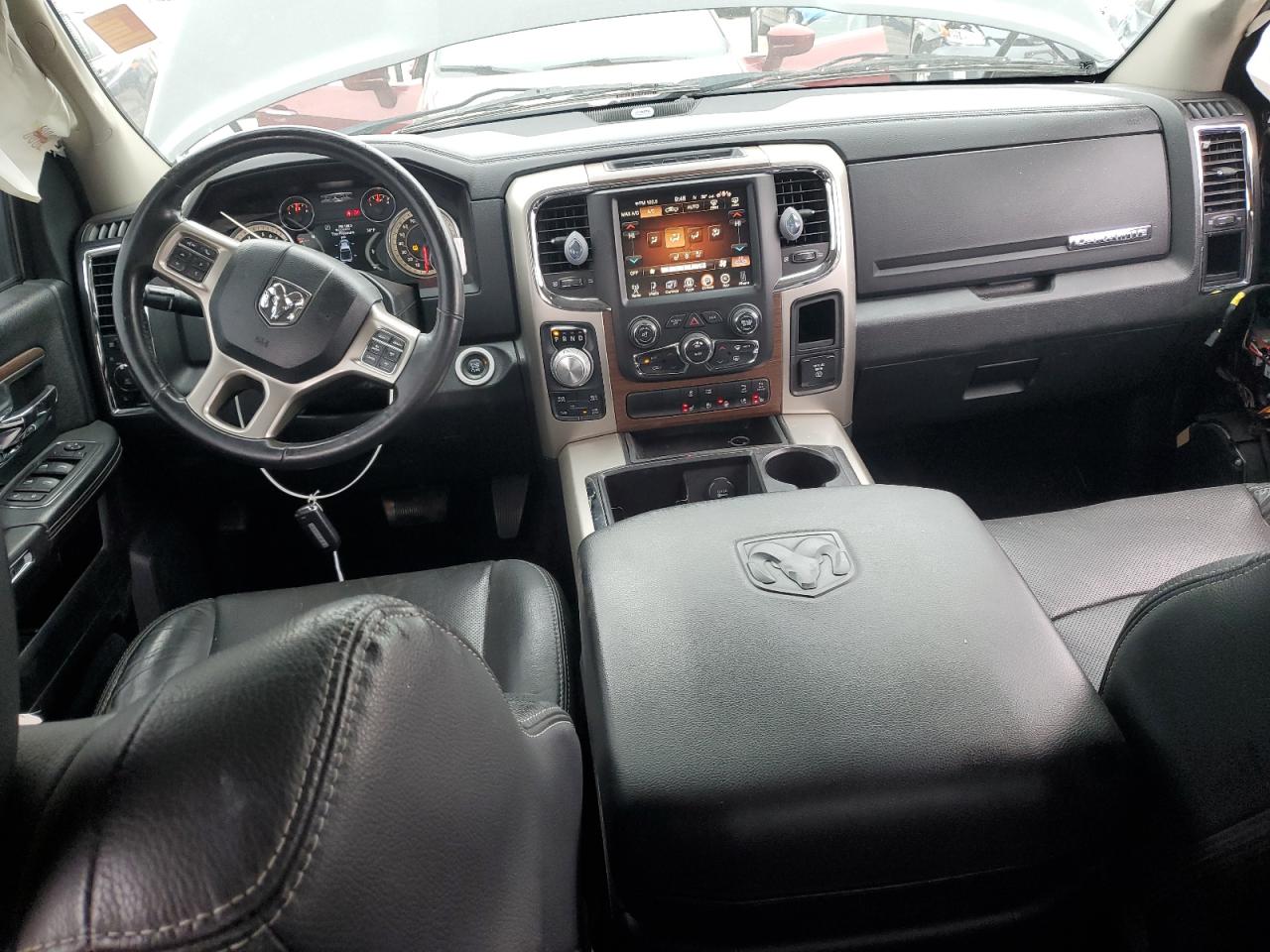 2015 Ram 1500 Laramie VIN: 1C6RR7NT3FS672860 Lot: 90436515