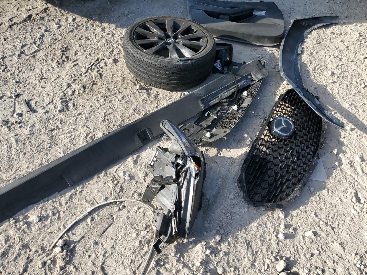 2023 Mazda 3 Preferred VIN: 3MZBPBCM7PM378075 Lot: 91295195