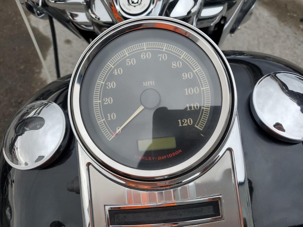 2013 Harley-Davidson Flhr Road King VIN: 1HD1FBM1XDB690771 Lot: 92239485