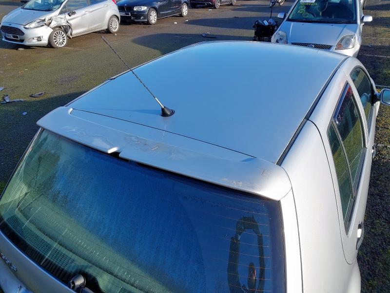 2000 VOLKSWAGEN GOLF 1.6 16V SE 5DR