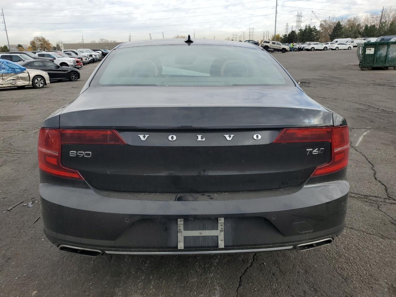 2017 Volvo S90 T6 Momentum VIN: YV1A22MK1H1013152 Lot: 92416195