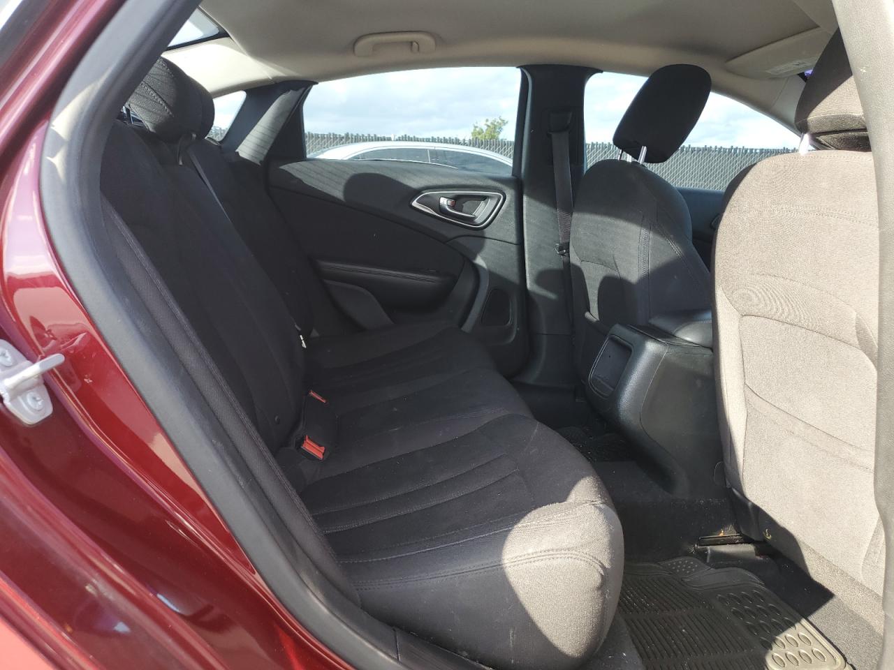 2015 Chrysler 200 Lx VIN: 1C3CCCFB0FN563841 Lot: 91559385