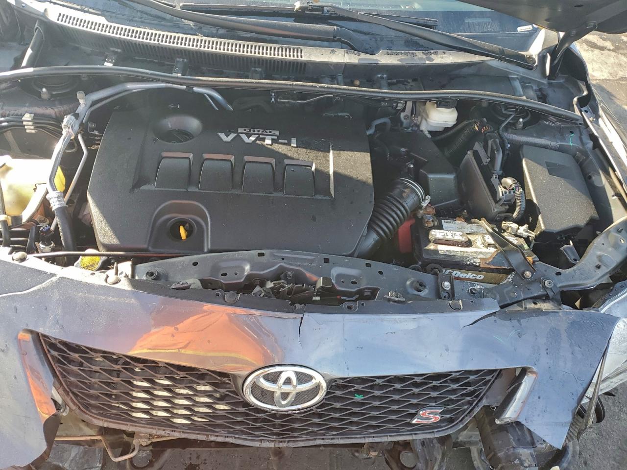 2010 Toyota Corolla Base VIN: 1NXBU4EE1AZ228121 Lot: 94253445