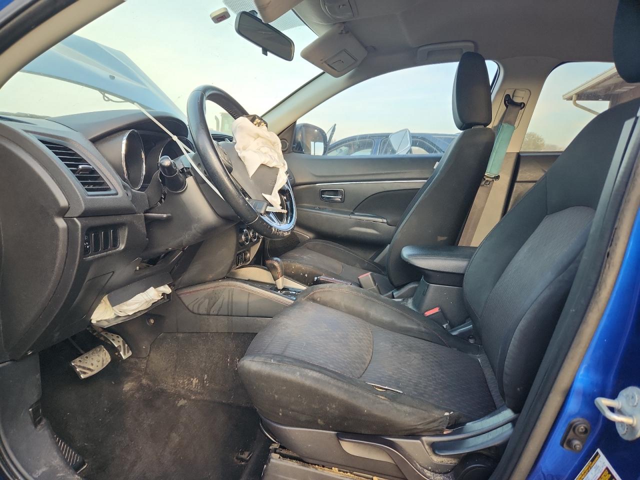 2018 Mitsubishi Outlander Sport Es VIN: JA4AP3AU0JU007196 Lot: 92897935