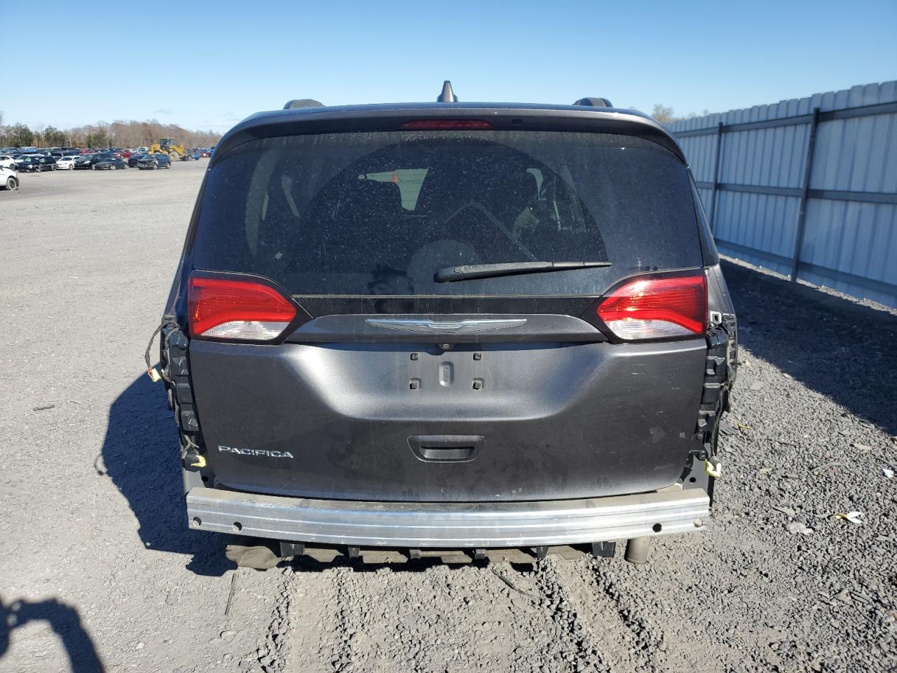 2017 Chrysler Pacifica Touring L VIN: 2C4RC1BG8HR648248 Lot: 91083415