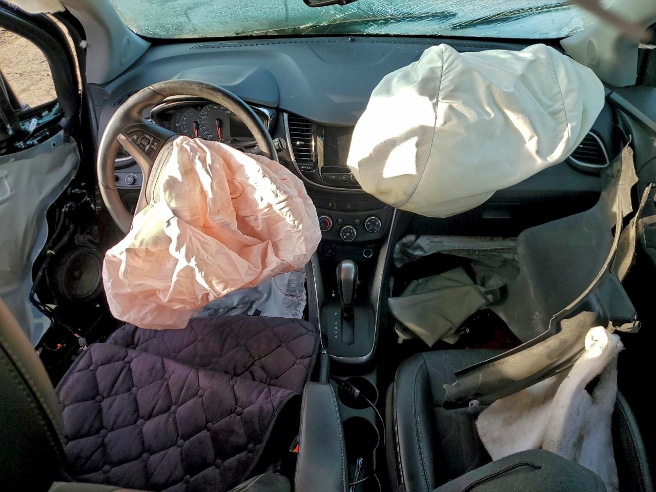 2020 Chevrolet Trax 1Lt VIN: 3GNCJLSB9LL292711 Lot: 93965325