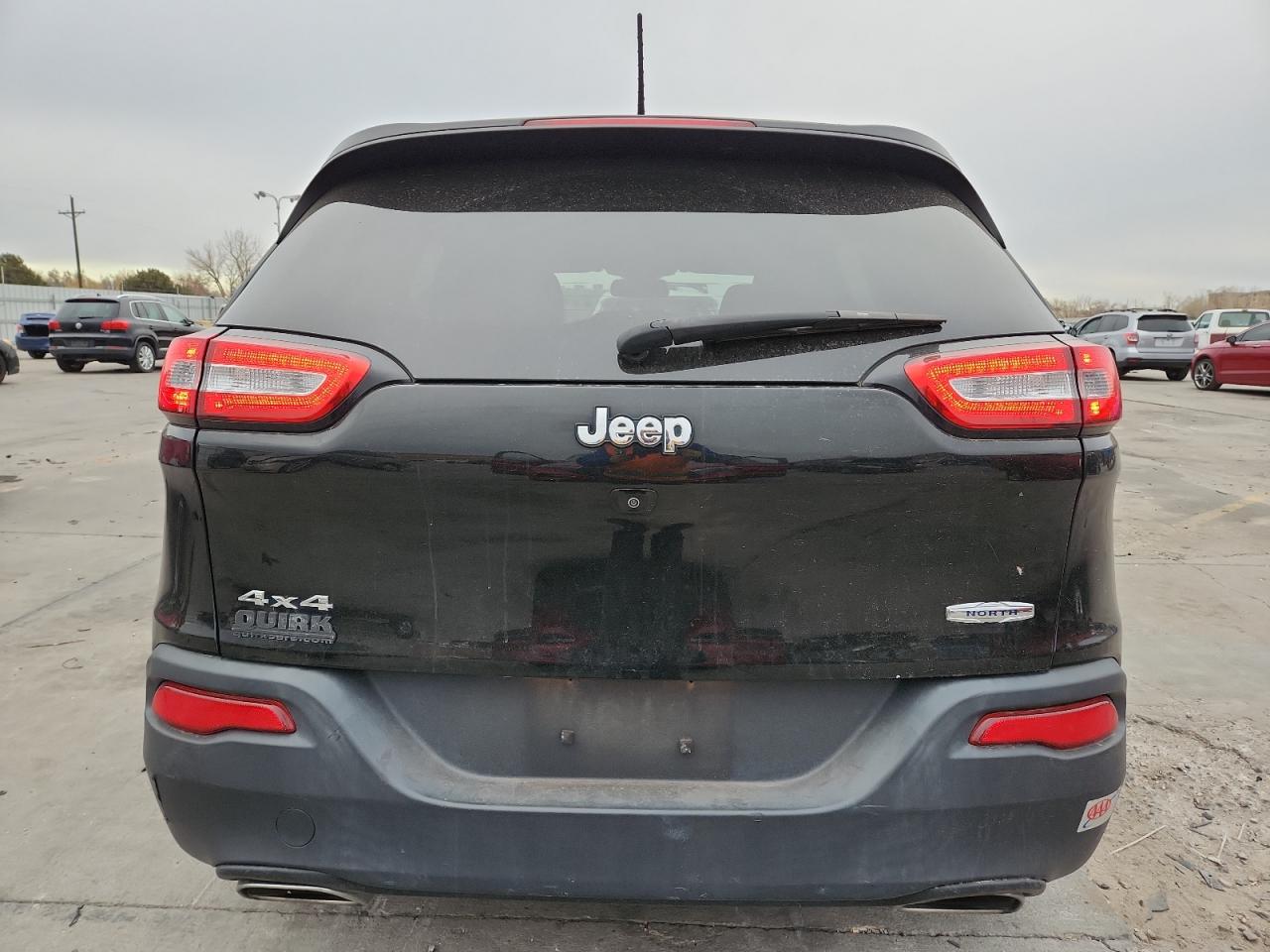 2017 Jeep Cherokee Latitude VIN: 1C4PJMCS2HW575354 Lot: 92752135