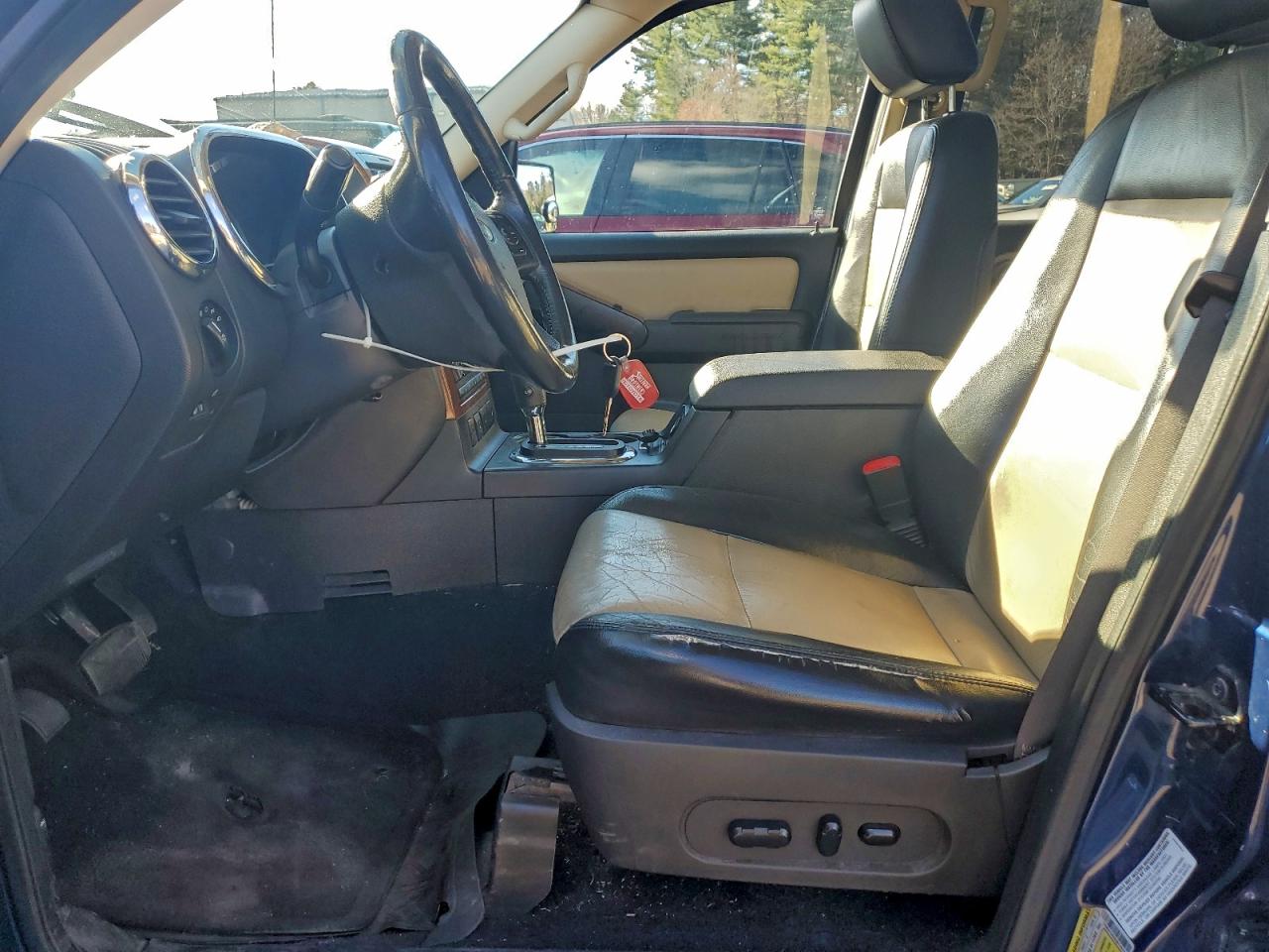 2008 Ford Explorer Eddie Bauer VIN: 1FMEU74E58UB13919 Lot: 93882745