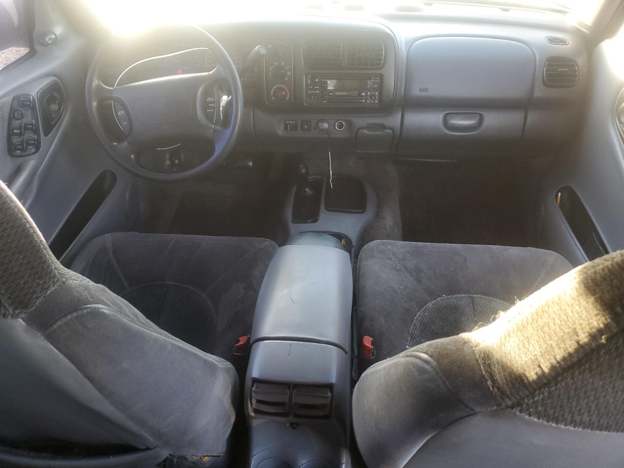 1998 Dodge Durango VIN: 1B4HS28Z5WF183278 Lot: 92631345